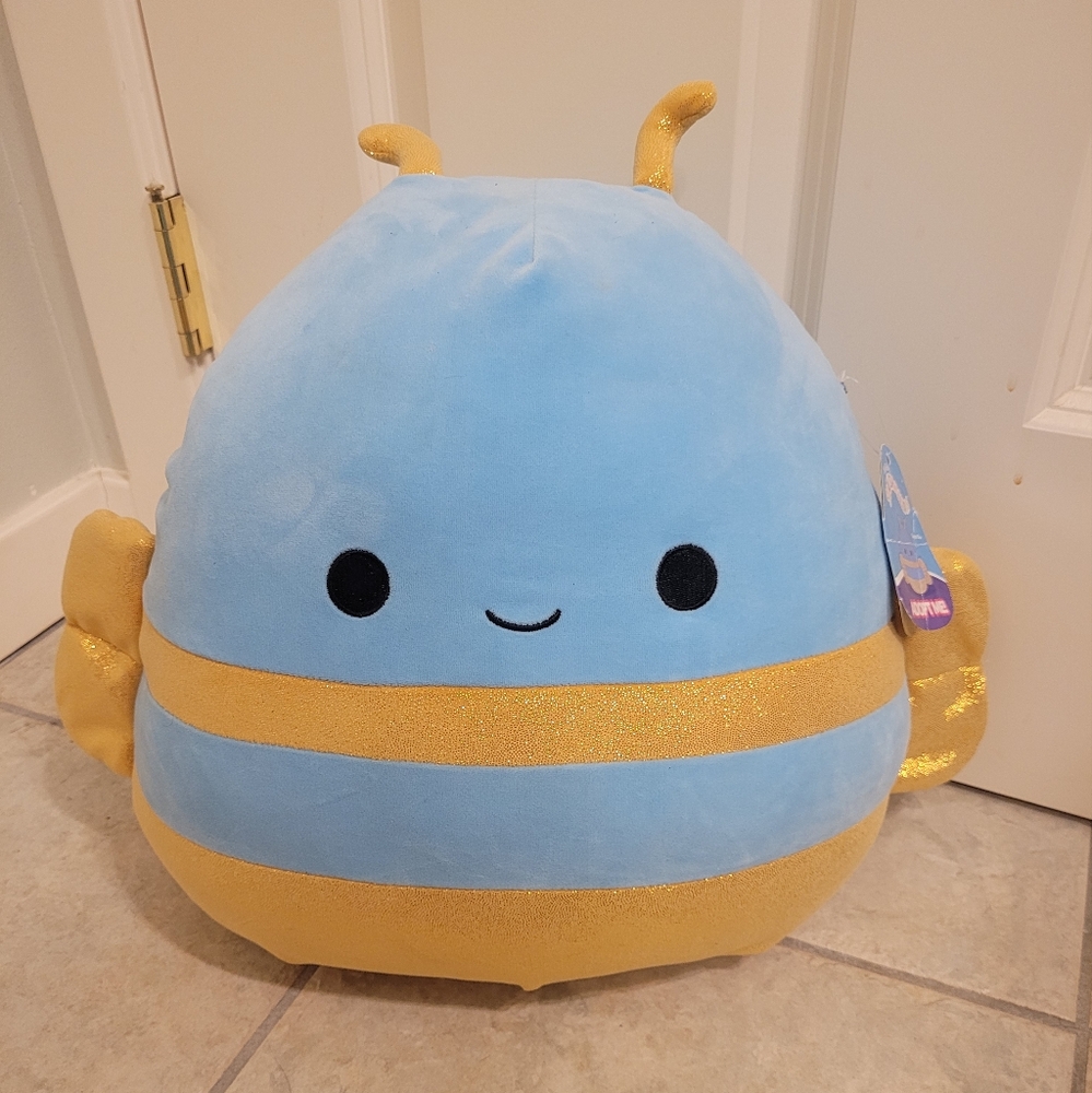 Queen Bee Squishmallow 14"